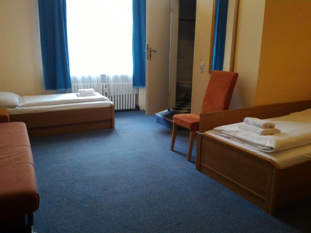 Hotel-Pension Rheingold Am Kurfuerstendamm Berlino Esterno foto